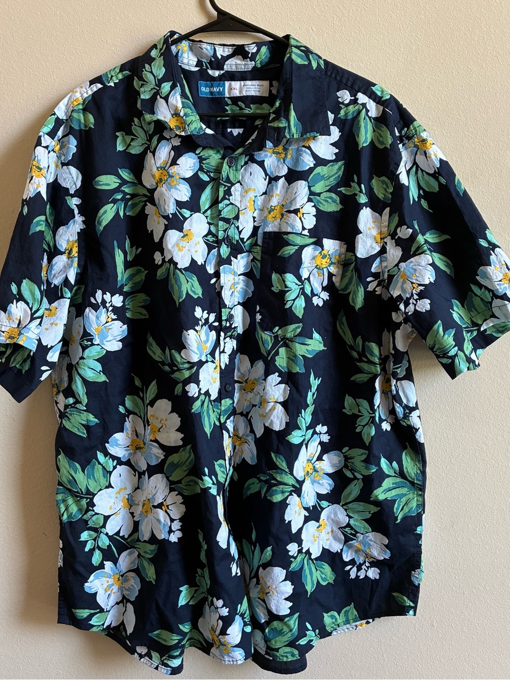 Old Navy Men's Navy Floral Short-Sleeve Button-Up Shirt - XXL